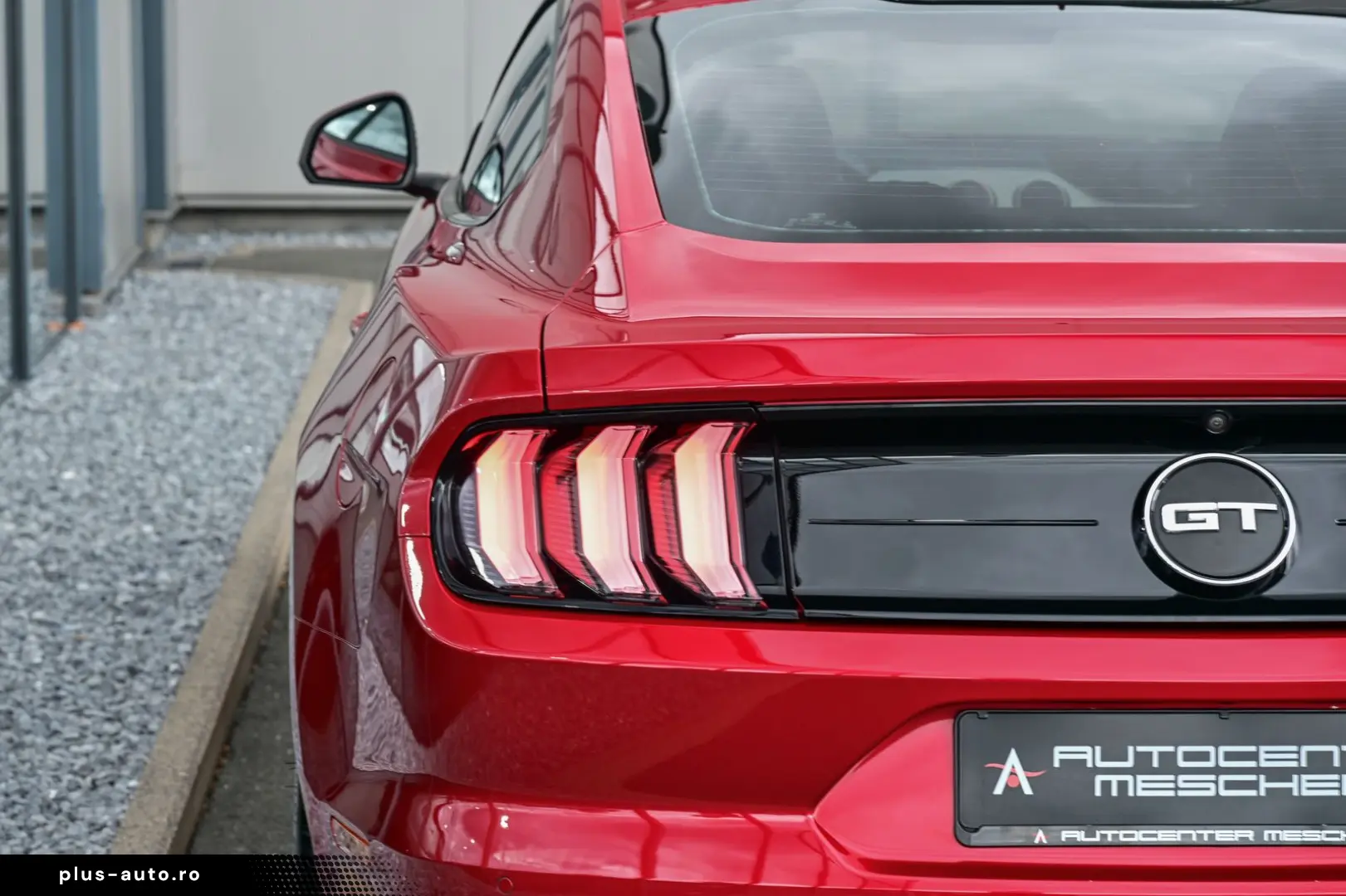 FORD Mustang în leasing operațional MOOV