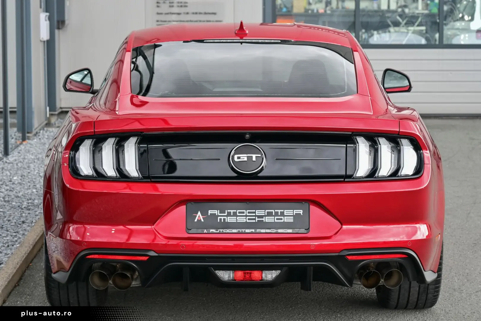 FORD Mustang în leasing operațional MOOV