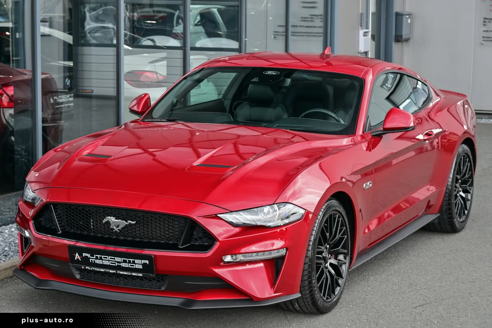 FORD Mustang în leasing operațional MOOV