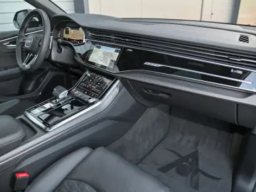 AUDI RSQ8 4.0 TFSI RS-Sitze  Dynamik-Paket plus  23