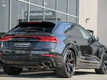 AUDI RSQ8 4.0 TFSI RS-Sitze  Dynamik-Paket plus  23