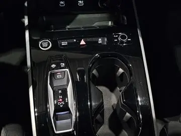 AUDI A6 Lim. TDI Matrix Beifahr.Kameras S.Sitz Neuesm