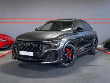 Audi RSQ8 4.0 TFSI performance quattro