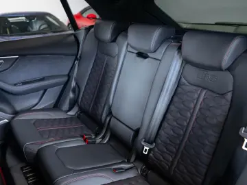 Audi RSQ8 4.0 TFSI performance quattro