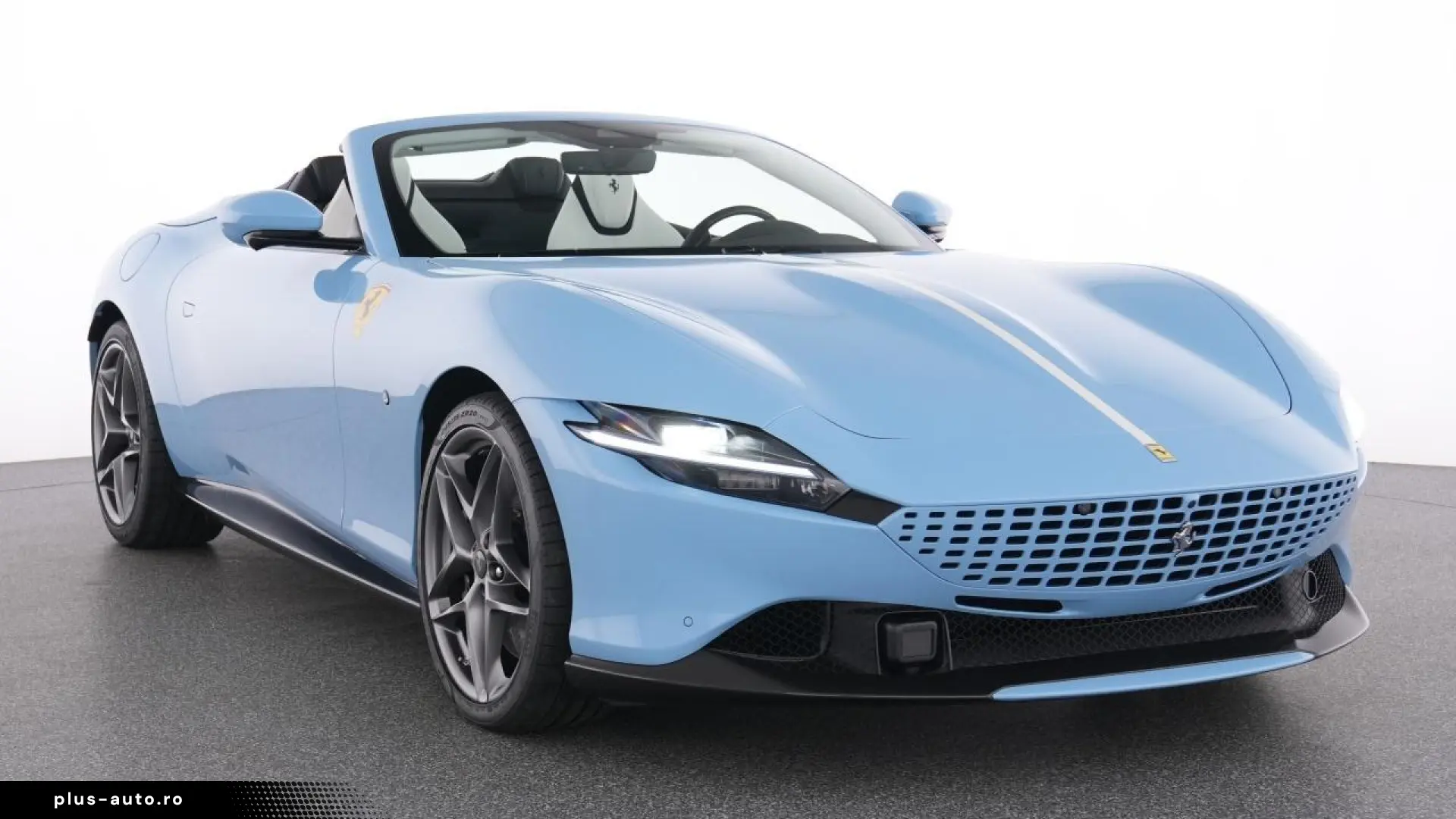 Ferrari Roma Spider Special-Color Azzuro La Plata