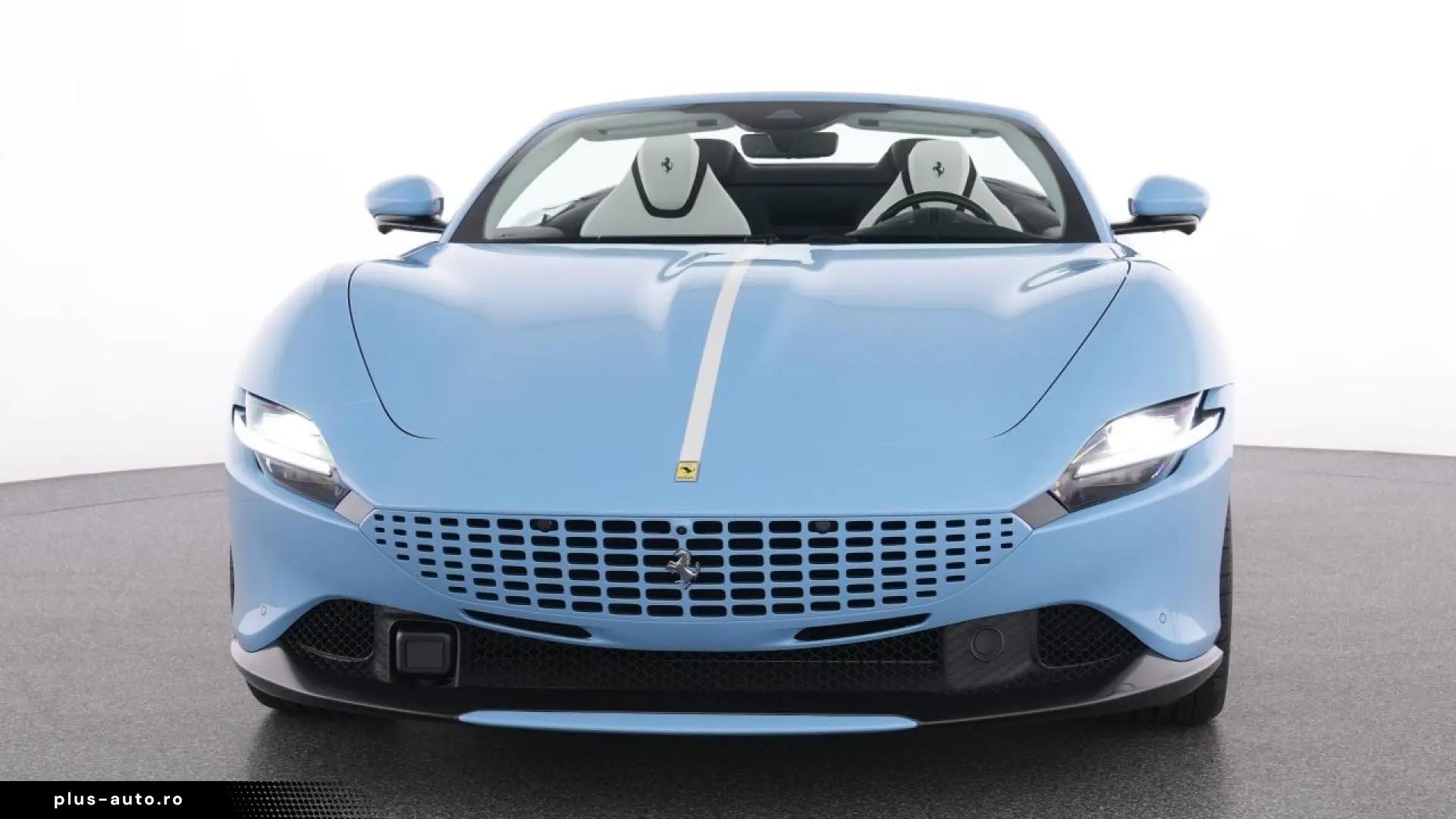 Ferrari Roma Spider Special-Color Azzuro La Plata