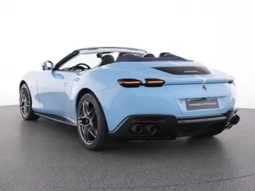 Ferrari Roma Spider Special-Color Azzuro La Plata