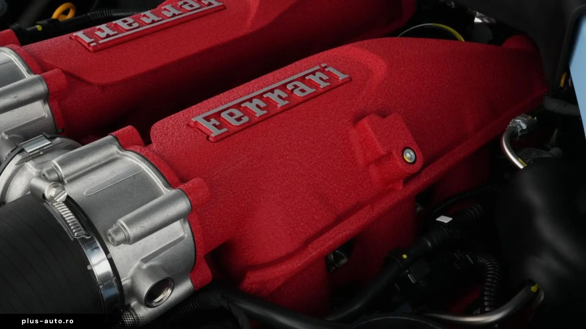 Ferrari Roma Spider Special-Color Azzuro La Plata