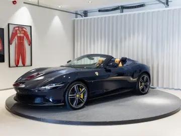 Ferrari Roma Spider