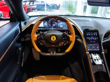 Ferrari Roma Spider