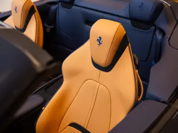 Ferrari Roma Spider
