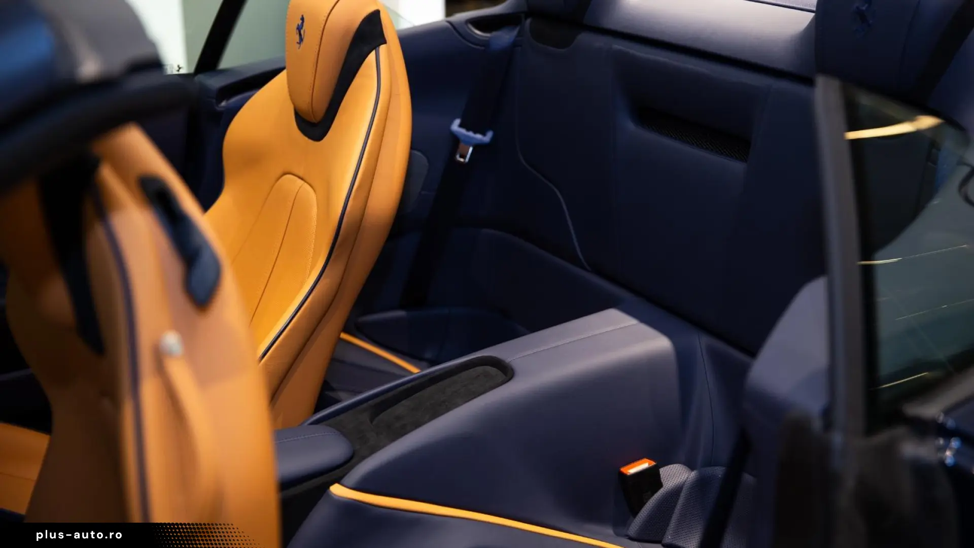 Ferrari Roma Spider