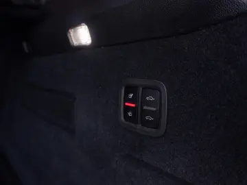 Porsche Cayenne S - Panoramic - ACC - 360 - TV
