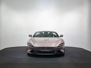 Ferrari Roma Spider 3.9 V8