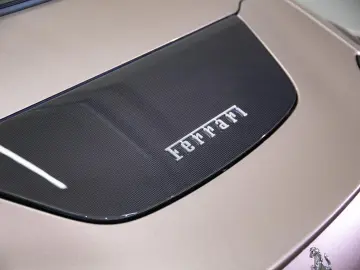 Ferrari Roma Spider 3.9 V8
