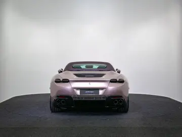 Ferrari Roma Spider 3.9 V8