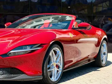 Ferrari Roma Spider CARBON