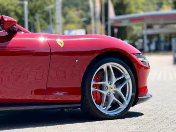 Ferrari Roma Spider CARBON