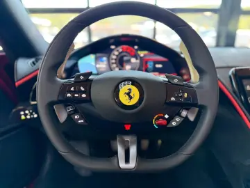 Ferrari Roma Spider CARBON