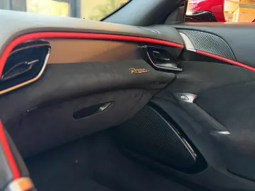Ferrari Roma Spider CARBON