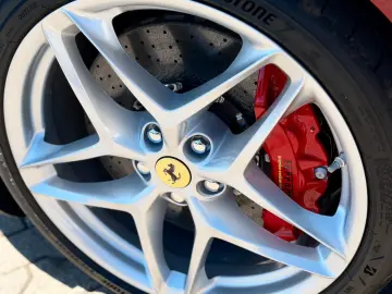Ferrari Roma Spider CARBON