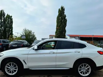 BMW X4 xDrive 20d Navi Laser Pano Leder SHZ Cam-PDC