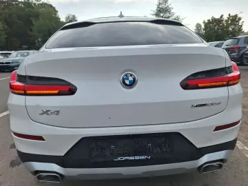 BMW X4 xDrive 20d Navi Laser Pano Leder SHZ Cam-PDC