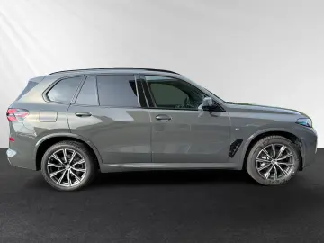 BMW X5 xDrive40i M Sport AHK Pano DAProf. Standhzg.