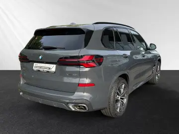 BMW X5 xDrive40i M Sport AHK Pano DAProf. Standhzg.