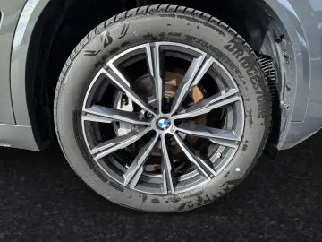 BMW X5 xDrive40i M Sport AHK Pano DAProf. Standhzg.