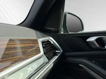 BMW X5 xDrive40i M Sport AHK Pano DAProf. Standhzg.