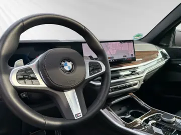 BMW X5 xDrive40i M Sport AHK Pano DAProf. Standhzg.