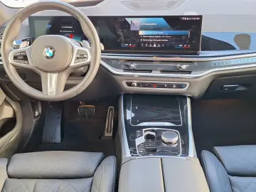 BMW X5 xDr40i M Sport Pro StHz Pano AHK DAPro PAPro