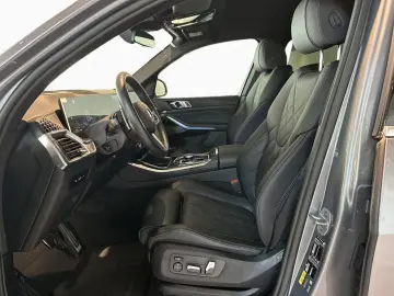 BMW X5 xDr50e M Sport DAPro 2-Achs AktivL Pano AHK