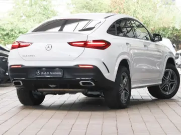 MERCEDES-BENZ GLE 400 e 4M Cp AMG-Sport Pano AHK Bur…