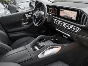 MERCEDES-BENZ GLE 400 e 4M Cp AMG-Sport Pano AHK Sit…