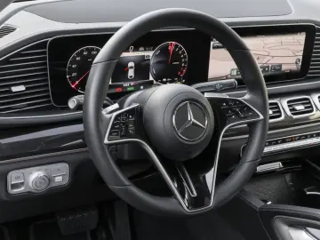 MERCEDES-BENZ GLE 400 e 4M Cp AMG-Sport Pano AHK Sit…
