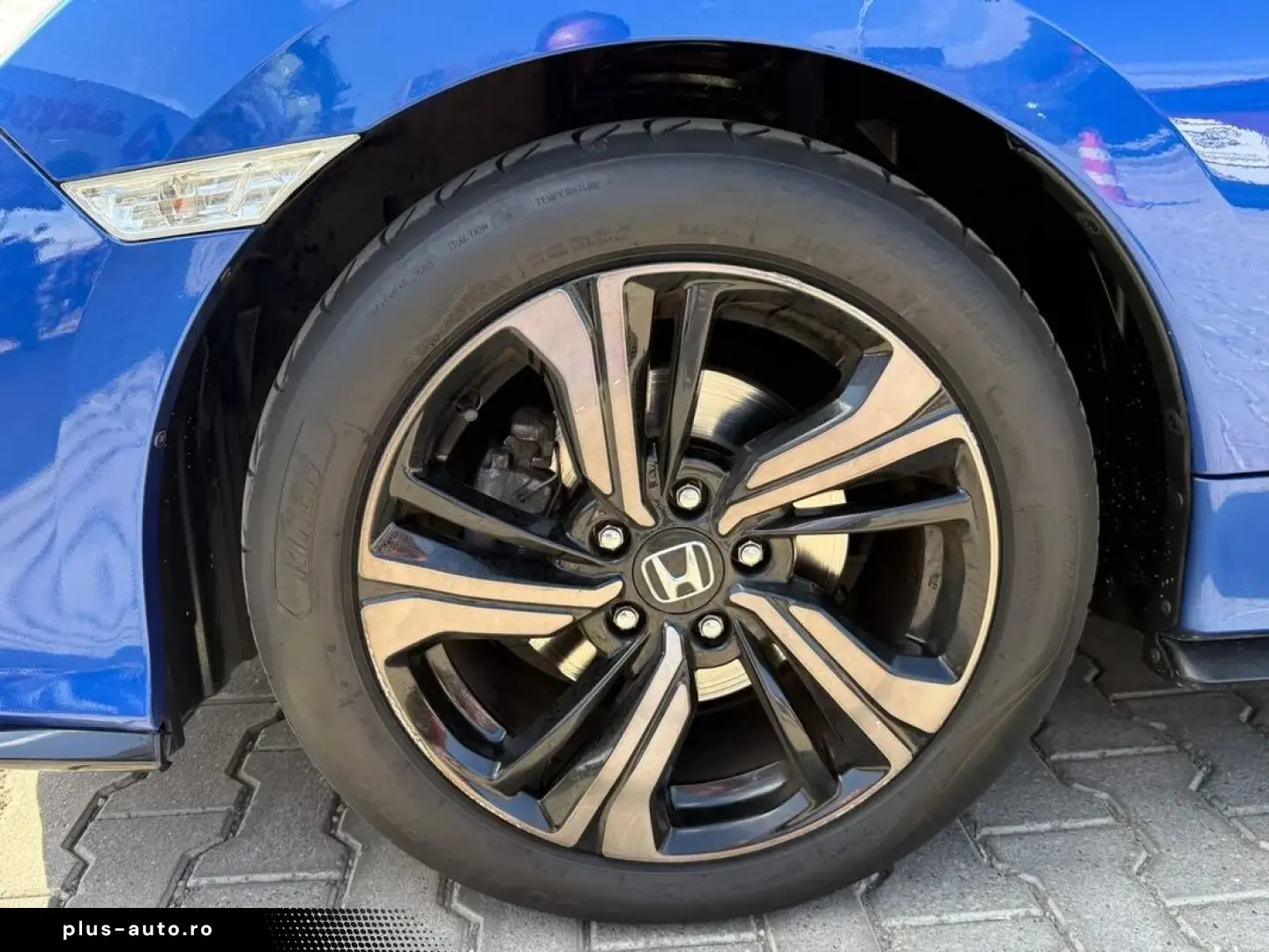 Honda Civic Sport Plus 1.5 V-tec Turbo 184 Cp