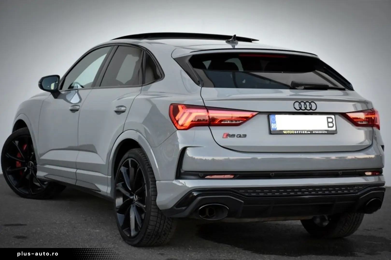 Audi Audi-Rsq3