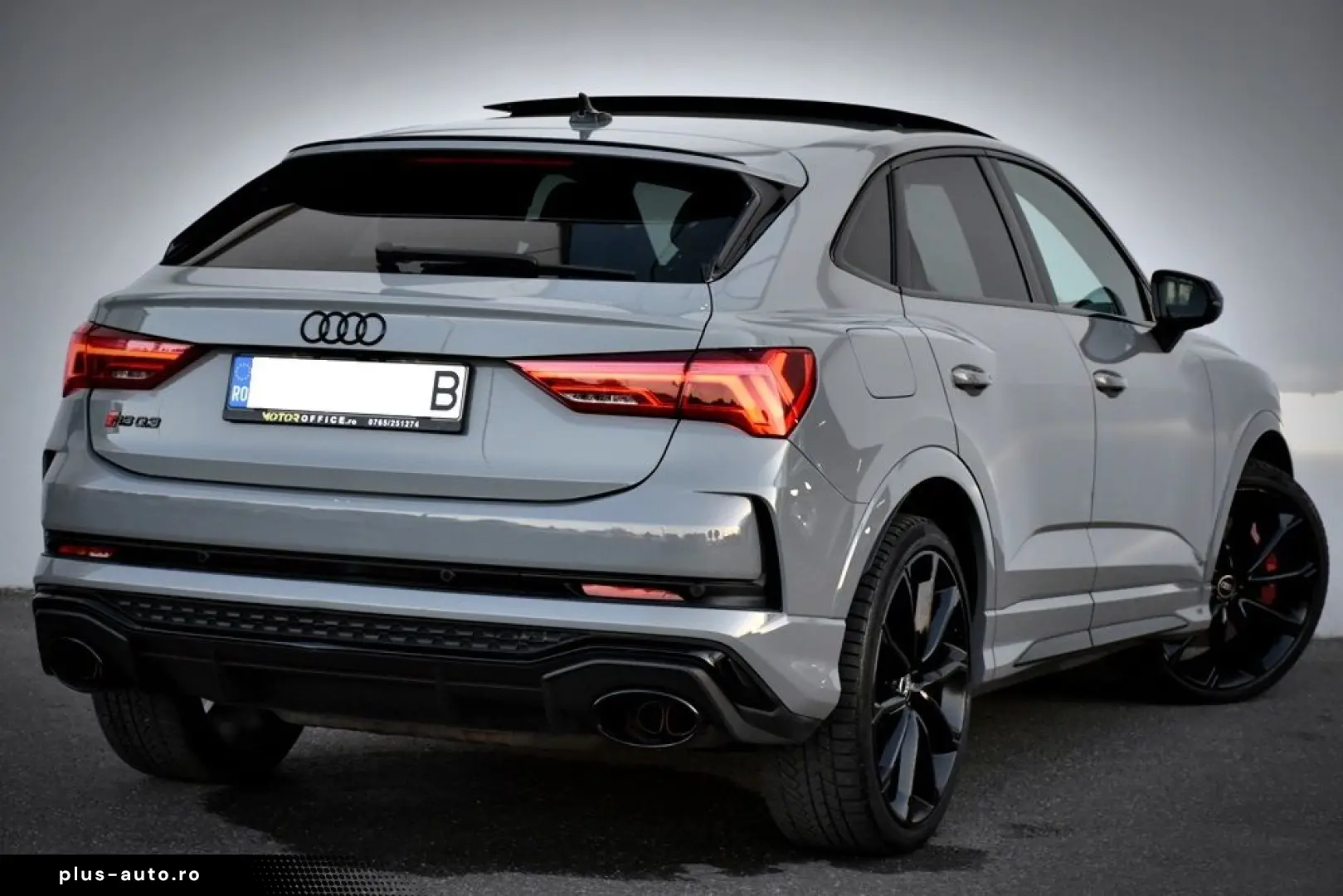 Audi Audi-Rsq3