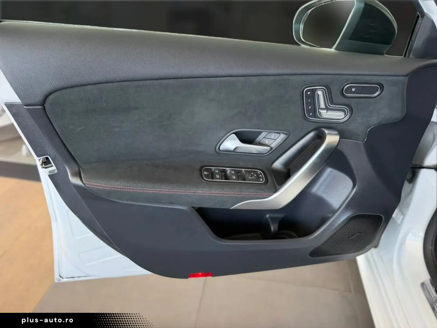 Mercedes-Benz A-180