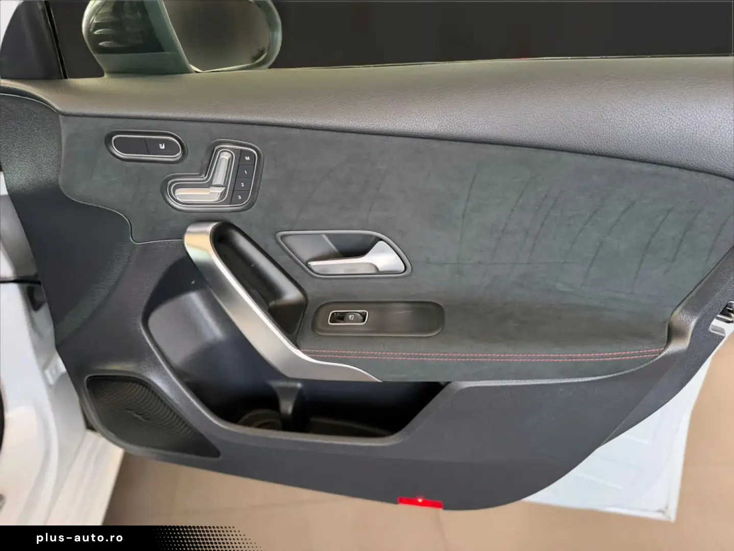 Mercedes-Benz A-180
