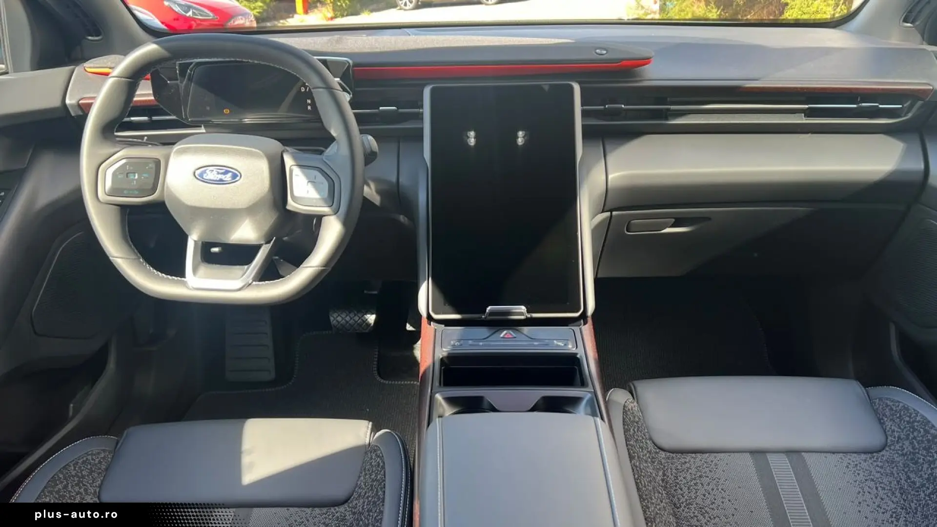 Ford Explorer EV 5 usi Collection electric  autonomie extins