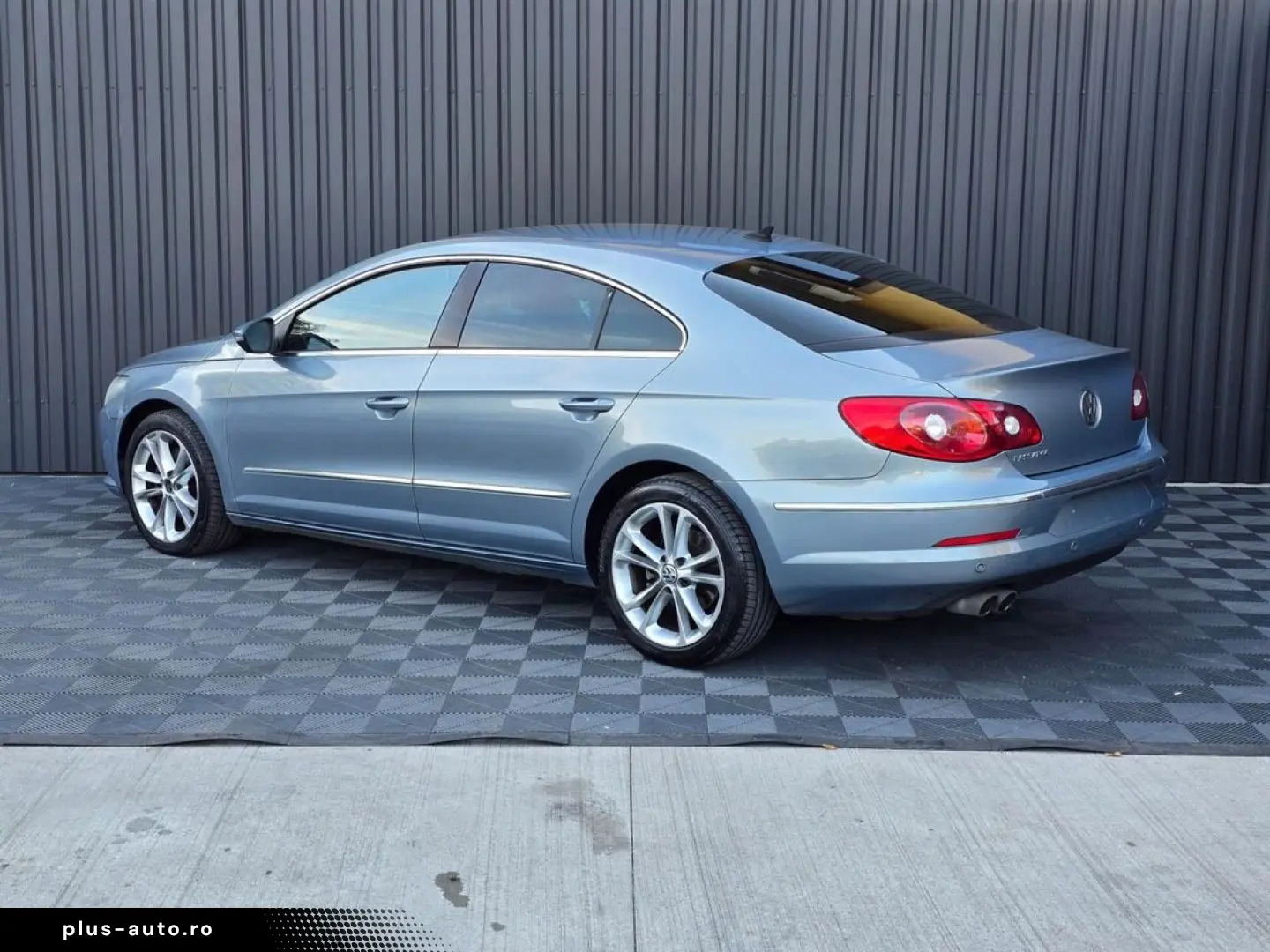 Volkswagen Passat-Cc