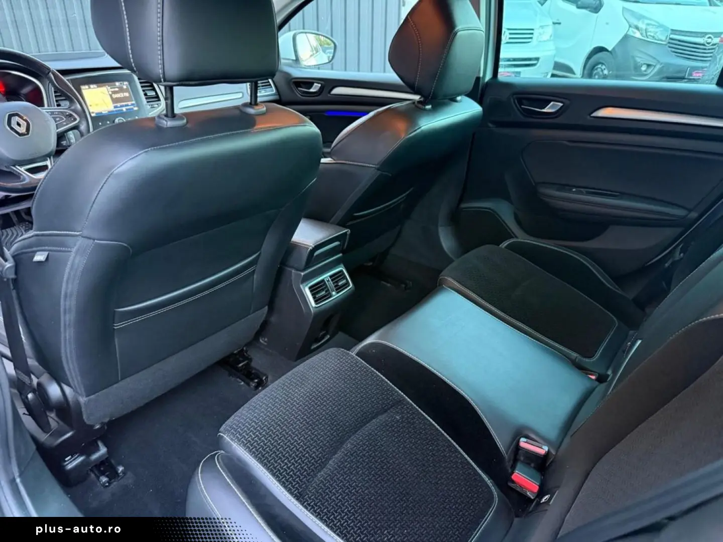Renault Megane 1.3 TCE Automat 2020    Vindem in rate avans
