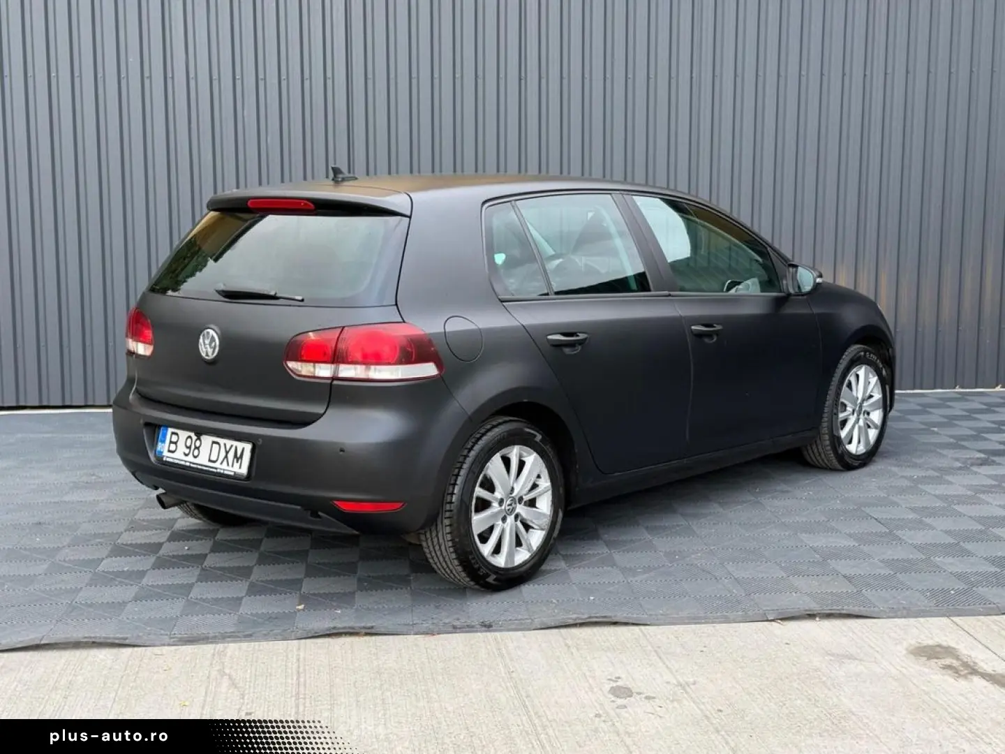 VOLKSWAGEN Golf 2012 — imagine 4