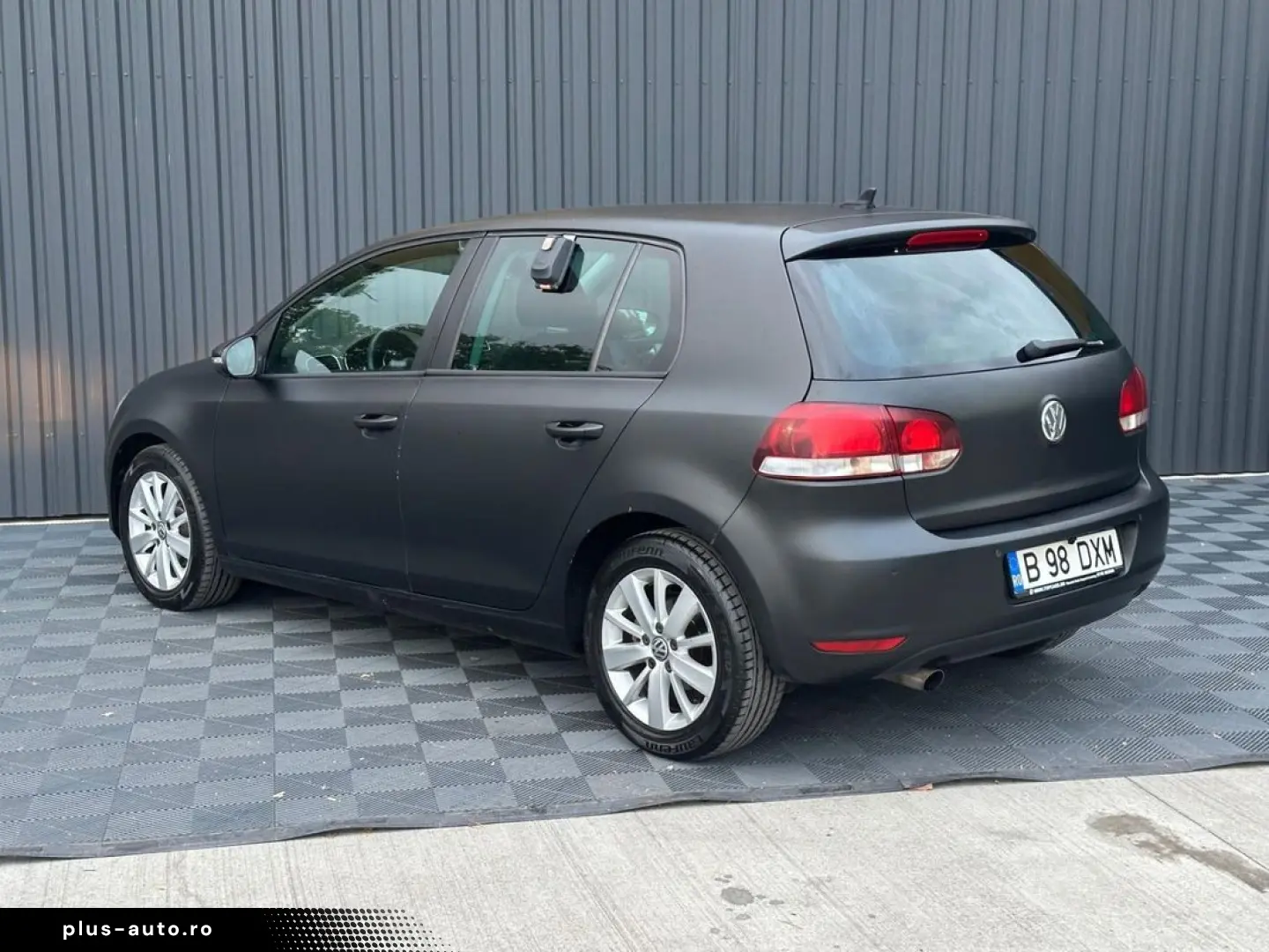 VOLKSWAGEN Golf 2012 — imagine 5