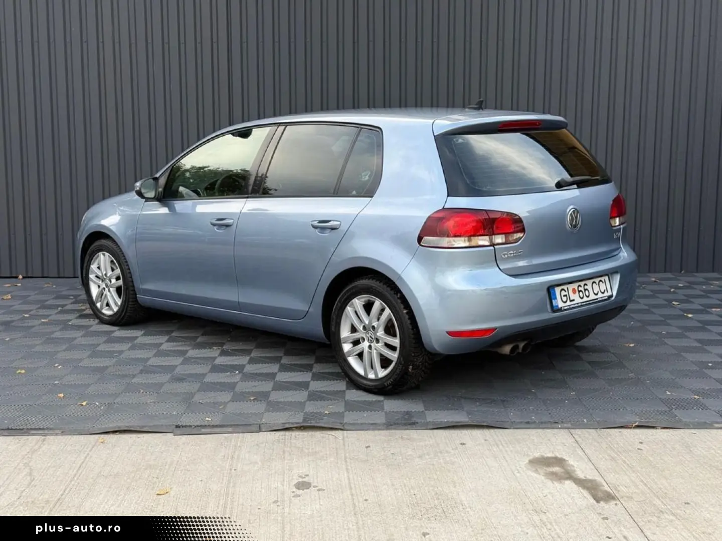 VOLKSWAGEN Golf 2010 — imagine 5