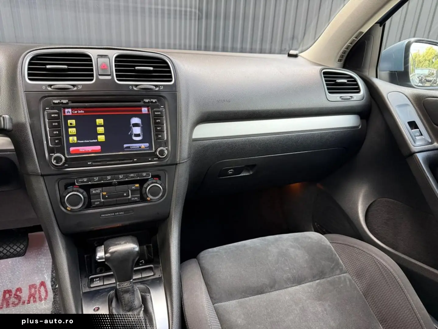 VOLKSWAGEN Golf 2010 — imagine 11
