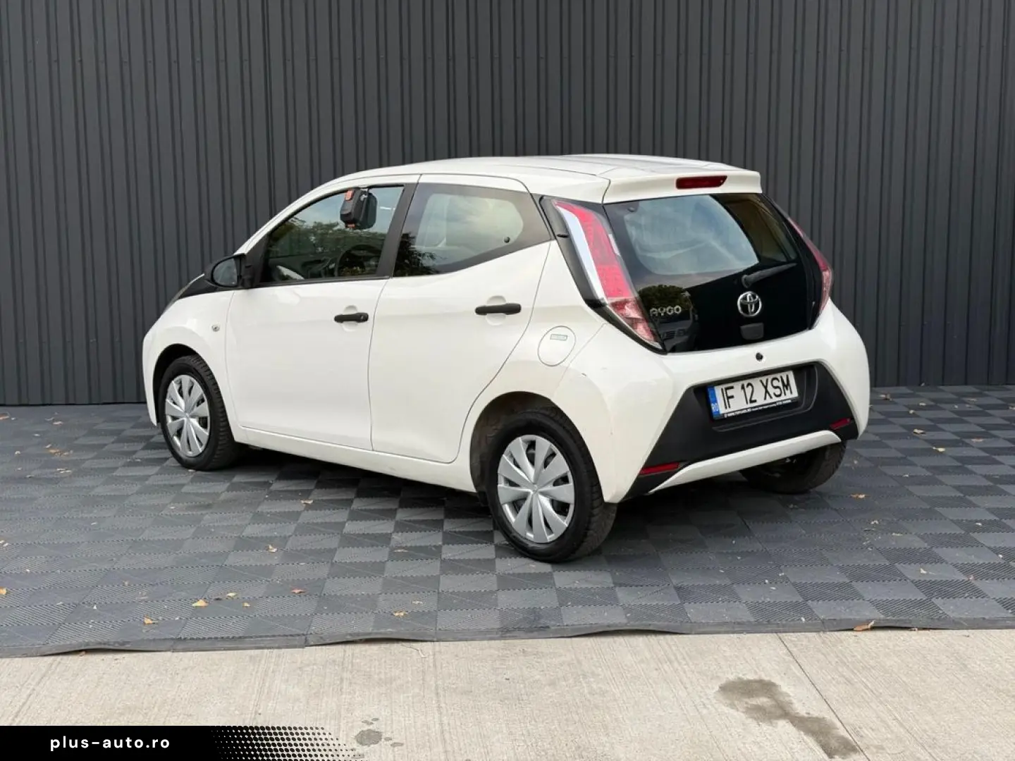 TOYOTA AYGO 1.0 BENZINA    VINDEM IN RATE AVANS 0